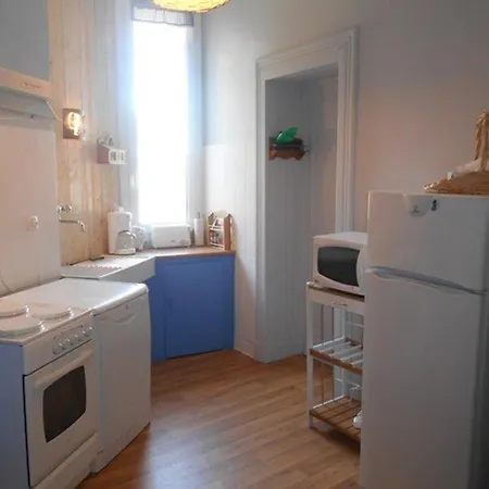 Apartamento 5 Pieces, 9 Pers, Balcon Sud, Proche Centre Et Telecabine, Options Confort. - Fr-1-401-96 *